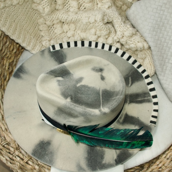 ALBA WOOL HAT - Picture 8 of 13